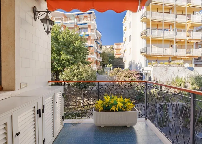 La Mimosa By Wonderful Italy * Sanremo